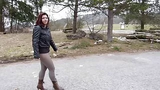 Izveicīgs masiere kaitināja klientu Lezbiešu Seksu Ar viņu