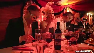 Blowjob no Blondīne, Zeķes beidzas ar bagātīgu sejas cumshot
