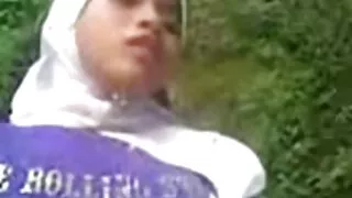 Skaista, jauna brunete izpaužas fucked daudz pie liešanas