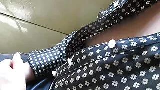 Rudmatis hottie sucks puisis gailis un bauda Masturbācija