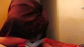 Busty brunete piedāvāja melns cilvēks labs fuck